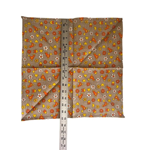 Set Of 4 Handmade Fish-Shaped Placemats Napkins With Chicken & Flower Print - Picture 5 of 7